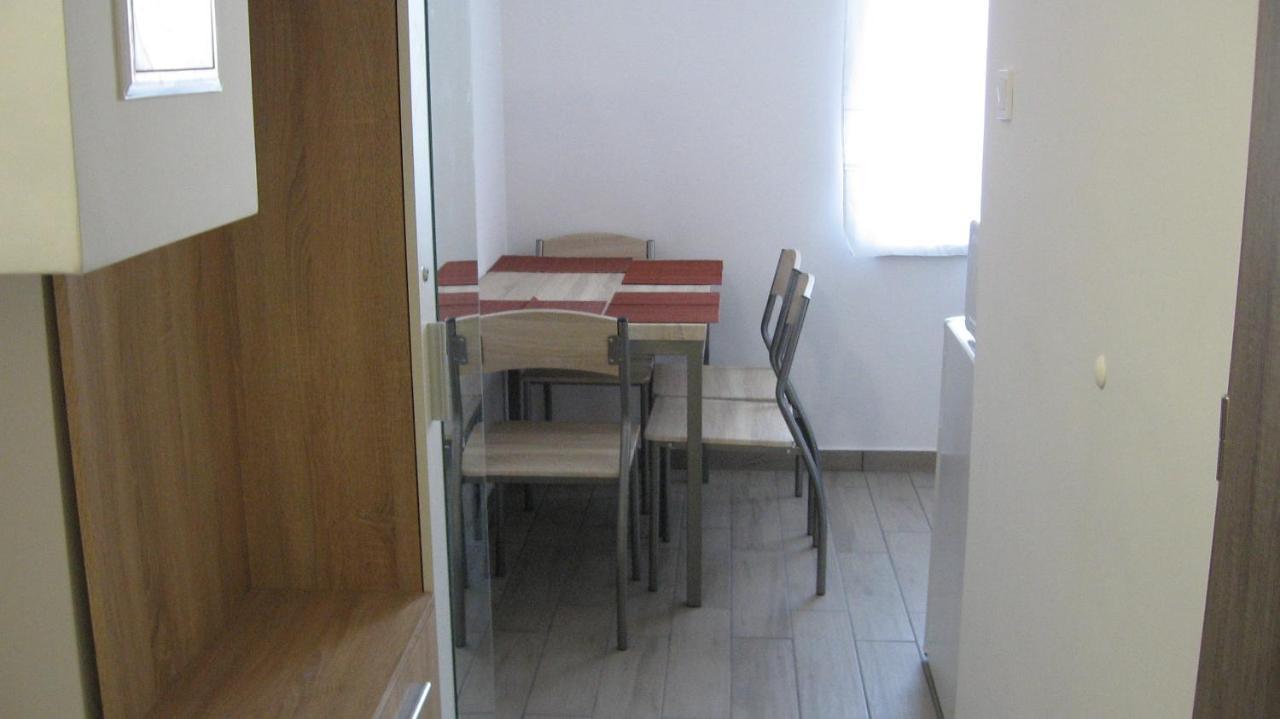 Hz Apartman Miskolc Appartement Buitenkant foto